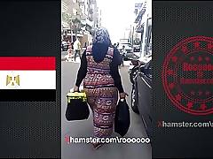 Egyptian big ass in street 2018